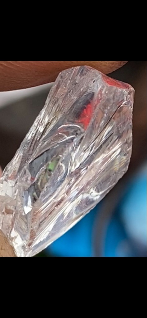 Natural Rough Diamond - Rough / Uncut (Macle-like or Irregular Octahedron fragment)