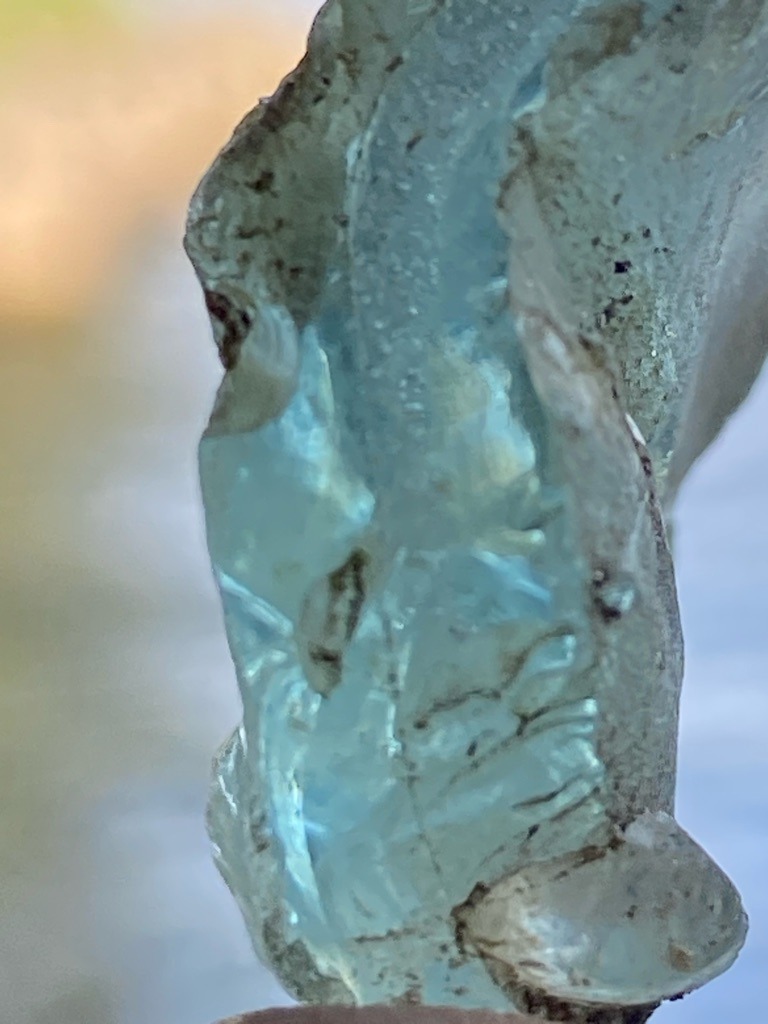 Rough natural diamond specimen (or potentially blue beryl/aquamarine depending on strict mineral testing, but analyzed here as a raw crystal structure) - Raw crystal / Untouched rough octahedron-like fragment