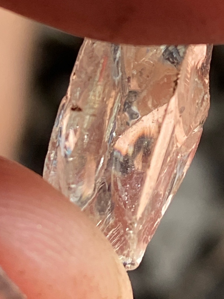 Natural (Rough / Uncut) - Rough crystal fragment / Irregular octahedral or elongated shard