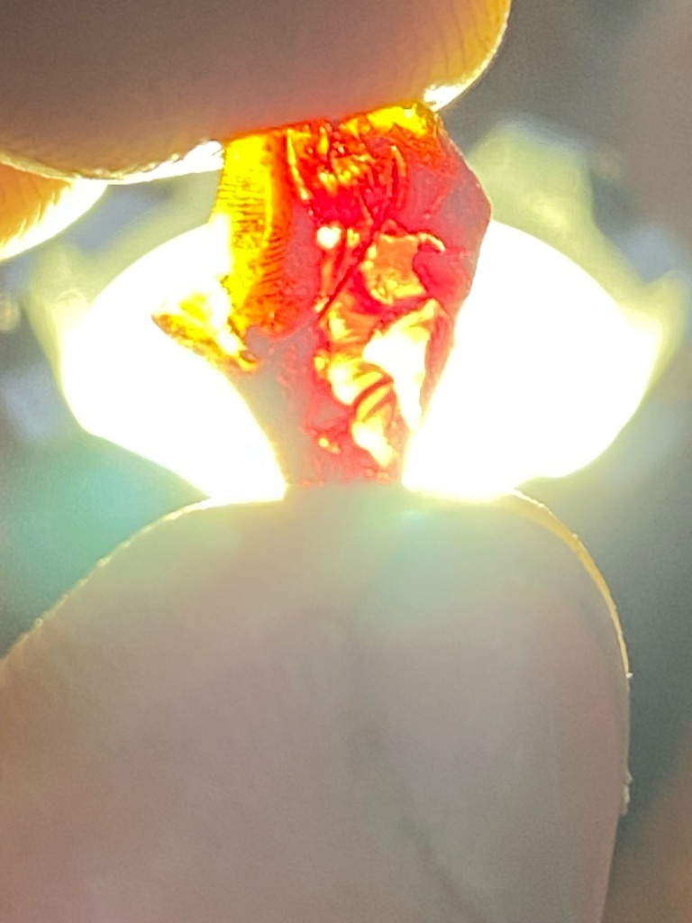 Natural rough diamond crystal - Rough crystal / Irregular octahedron fragment