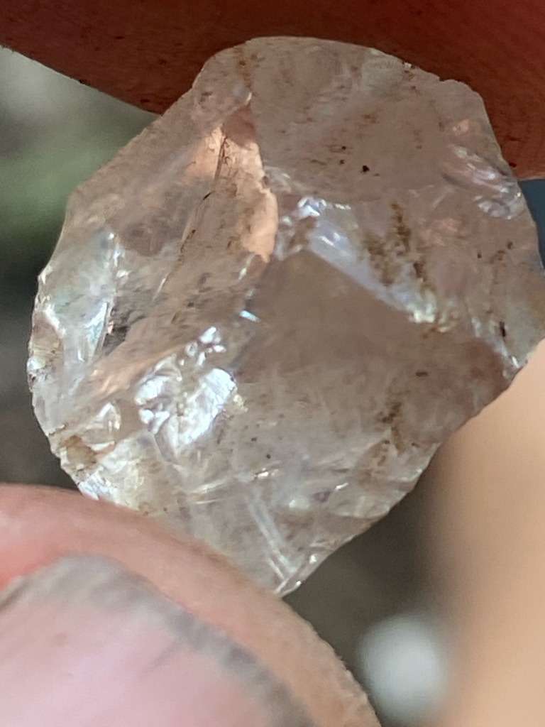 Natural rough diamond - Rough octahedral / irregular crystal form
