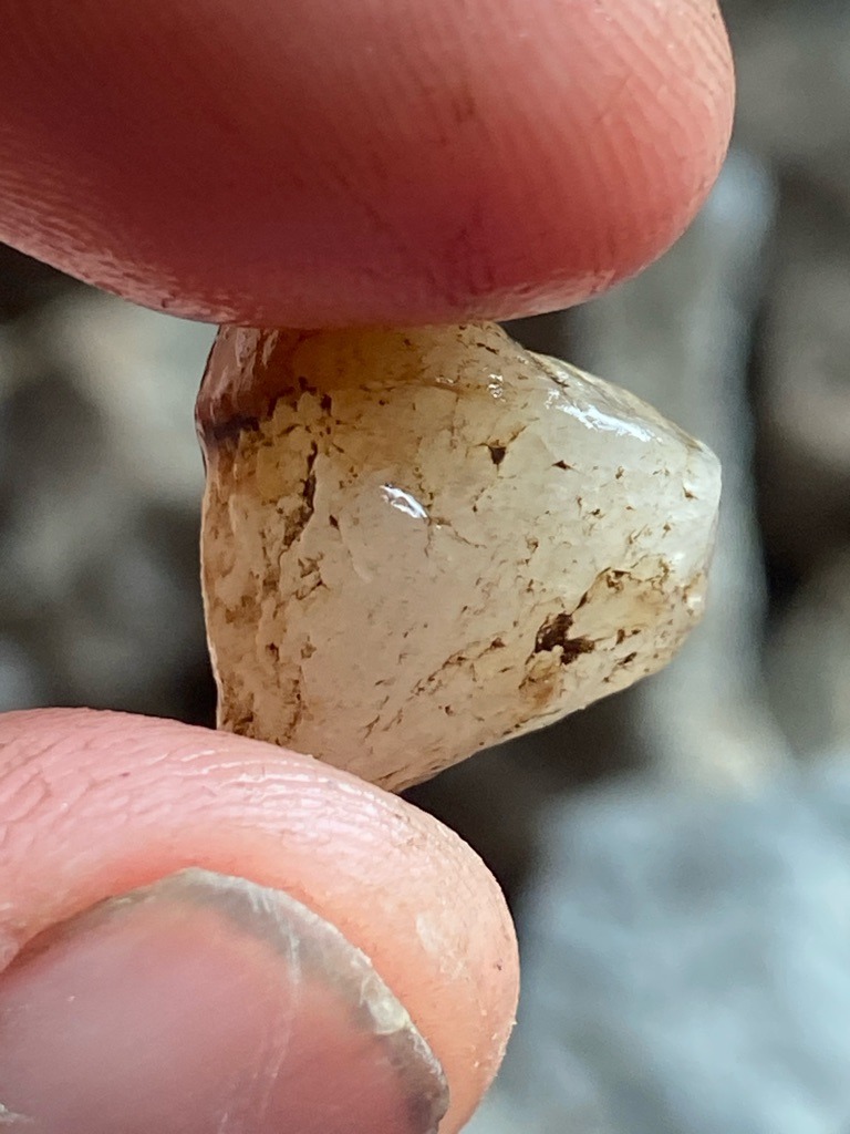 Natural (Rough / Uncut) - Rough Crystal (Irregular Octahedral / Rounded)