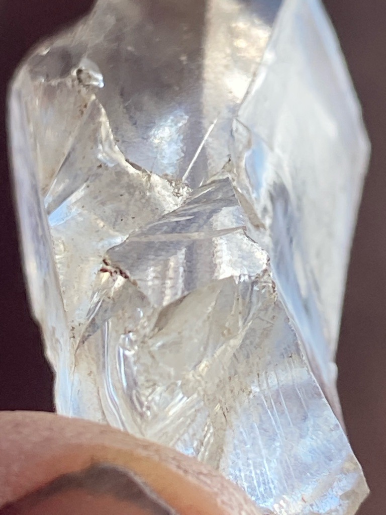 Natural - Rough crystal / Uncut octahedral habit