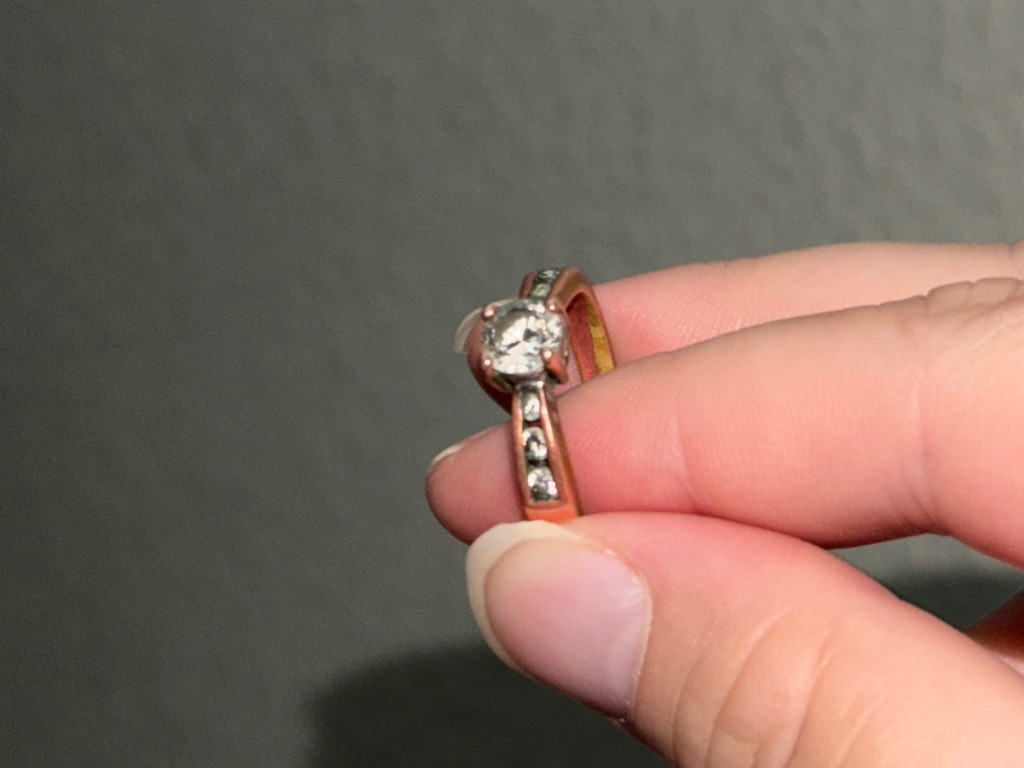 Natural Diamond - Round Brilliant