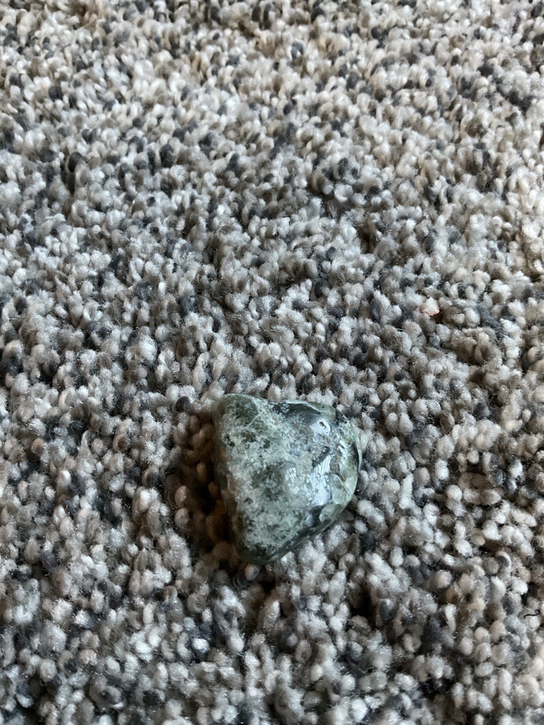 Non-Diamond / Common Mineral (Likely Serpentine, Moss Agate, or Quartz) - Rough Tumbled / Organic Heart-like shape
