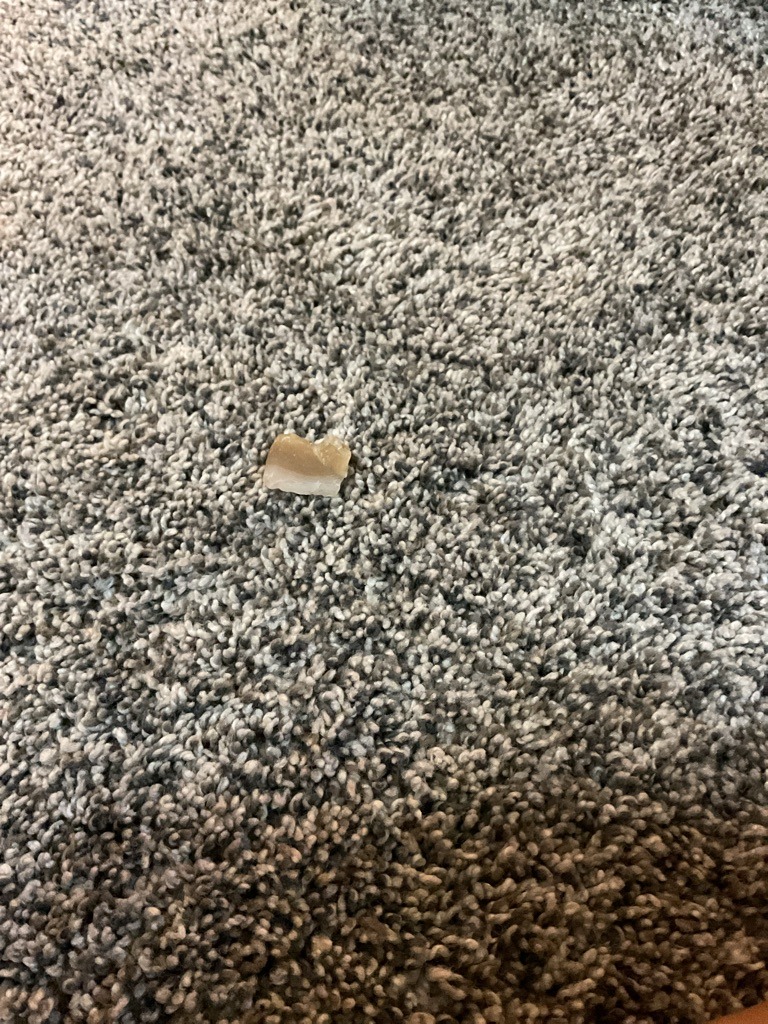 Non-Diamond / Common Rock Fragment - Irregular / Raw / Undetermined