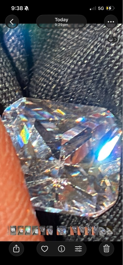 Natural Diamond or Lab-Grown Diamond - Radiant Cut