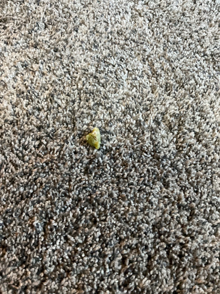Non-diamond / Debris - Irregular / Rough