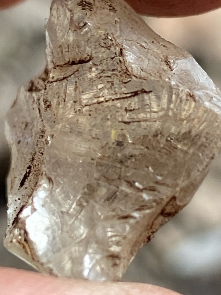 Natural rough diamond crystal - Uncut octahedral/irregular rough crystal