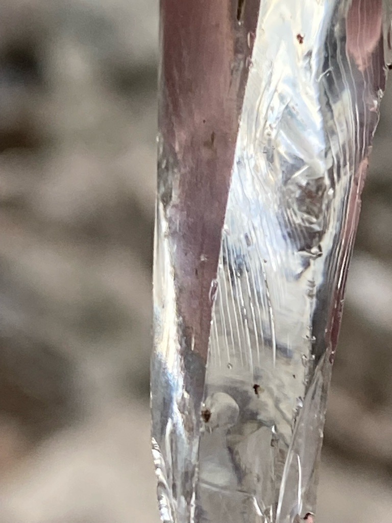 Not a diamond (Natural Ice / Icicle) - Irregular elongated teardrop / tapering cylinder