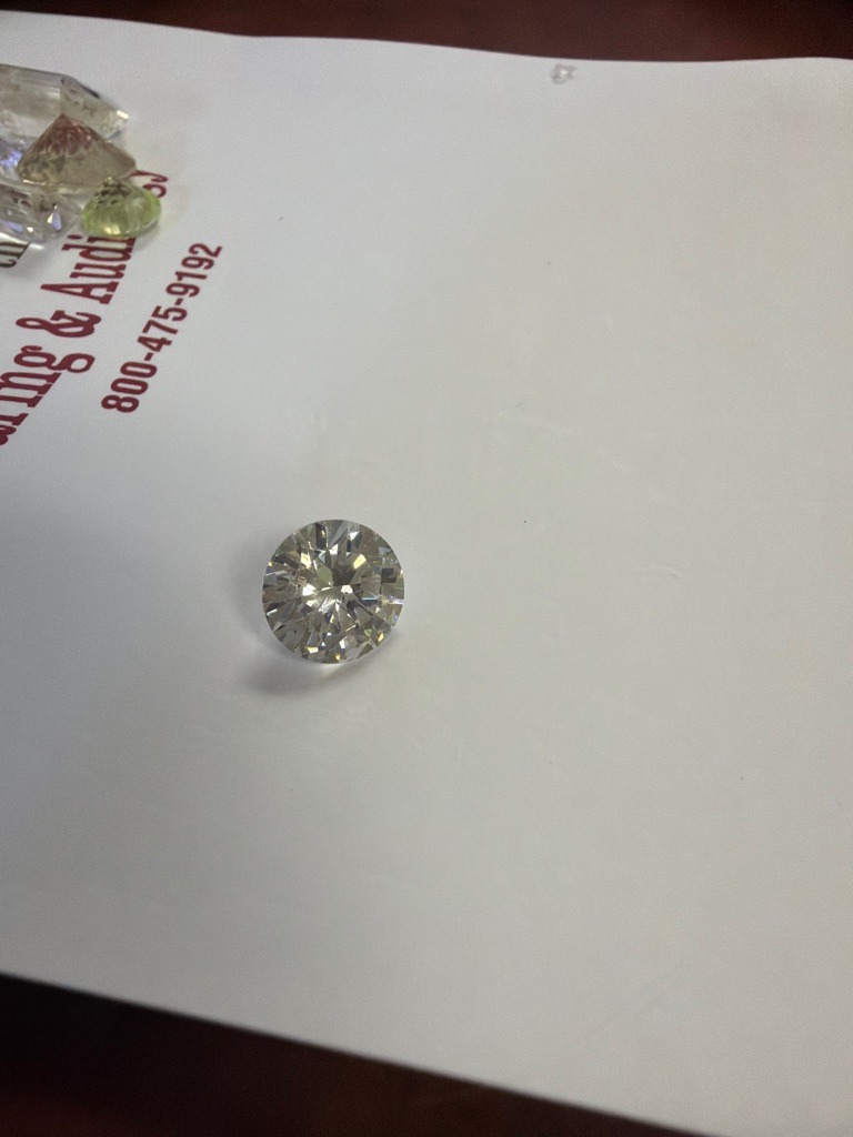 Natural Diamond - Round Brilliant