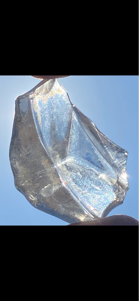 Indeterminate / Potential Quartz or Glass (Non-diamond) - Rough / Irregular / Uncut