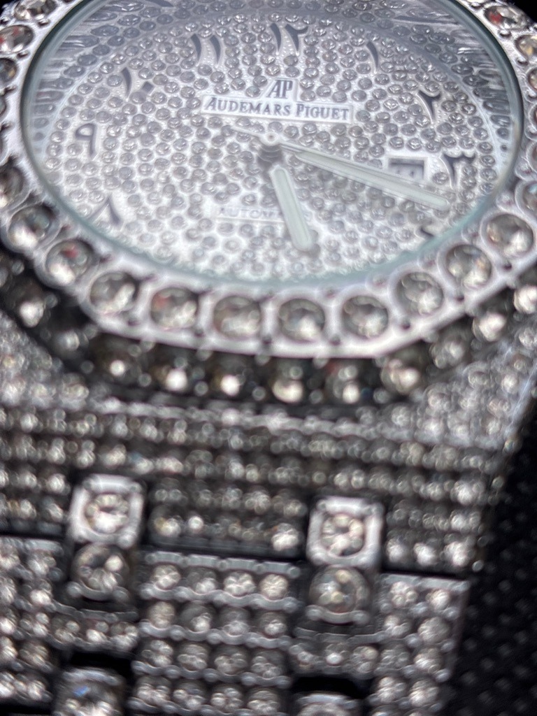 Natural Diamonds (Pave and Prong Set Watch Accents) - Round Brilliant