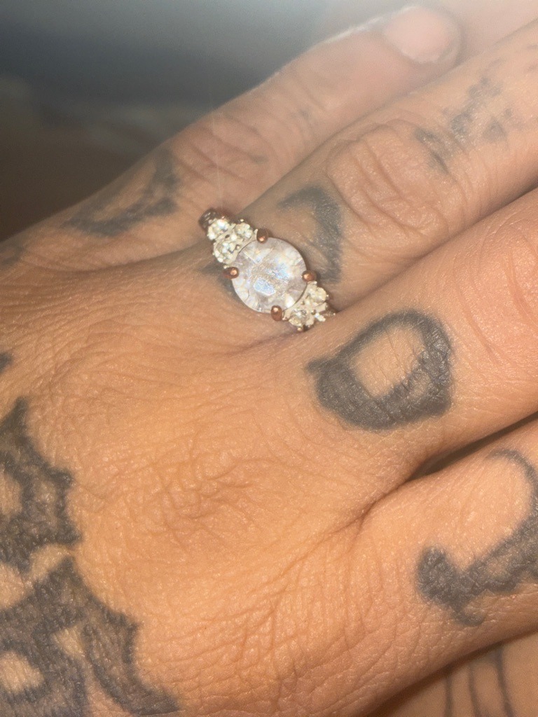 Likely Non-Diamond (Simulant such as Cubic Zirconia or Quartz/Glass) - Round Rose Cut or Flat-Topped Round Cut