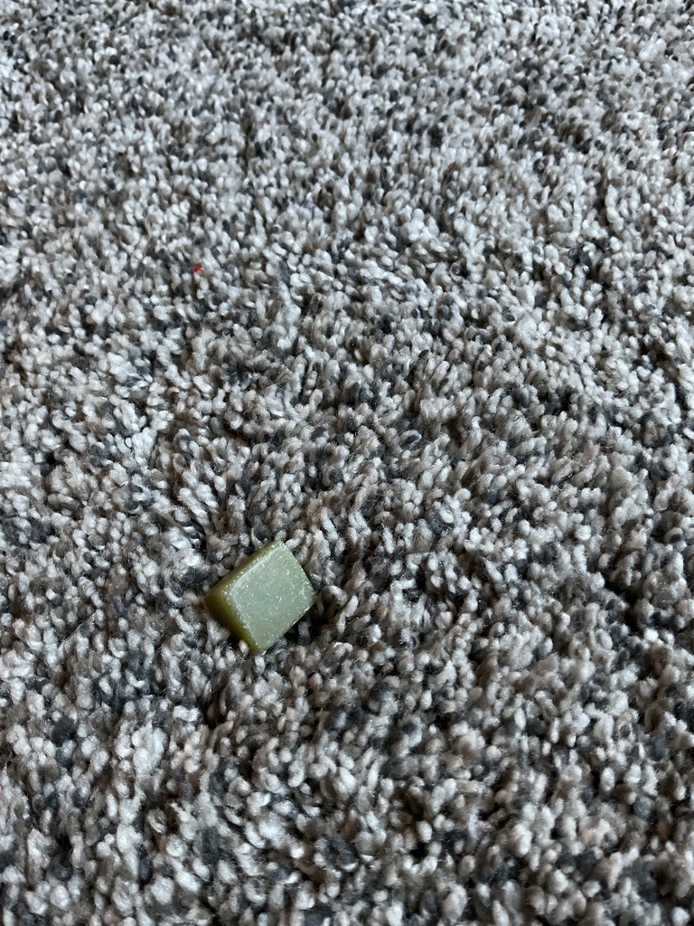 Non-diamond / Industrial Synthetic Abrasive - Cube / Rough