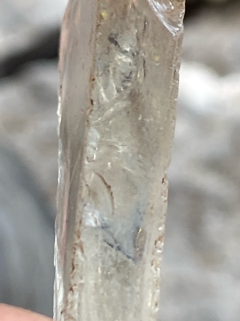 Natural rough diamond crystal - Uncut octahedral or elongated crystal aggregate (uncut/raw)