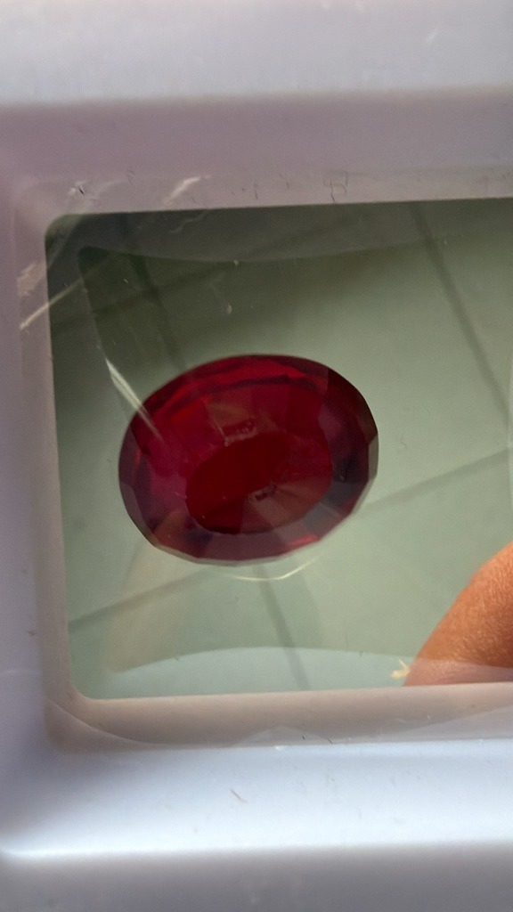 Synthetic/Simulant (Non-Diamond) - Oval Brilliant