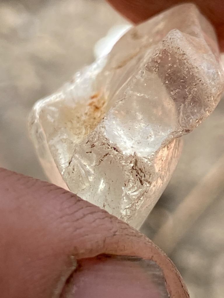 Natural rough diamond crystal - Rough octahedral/irregular crystal form (uncut)
