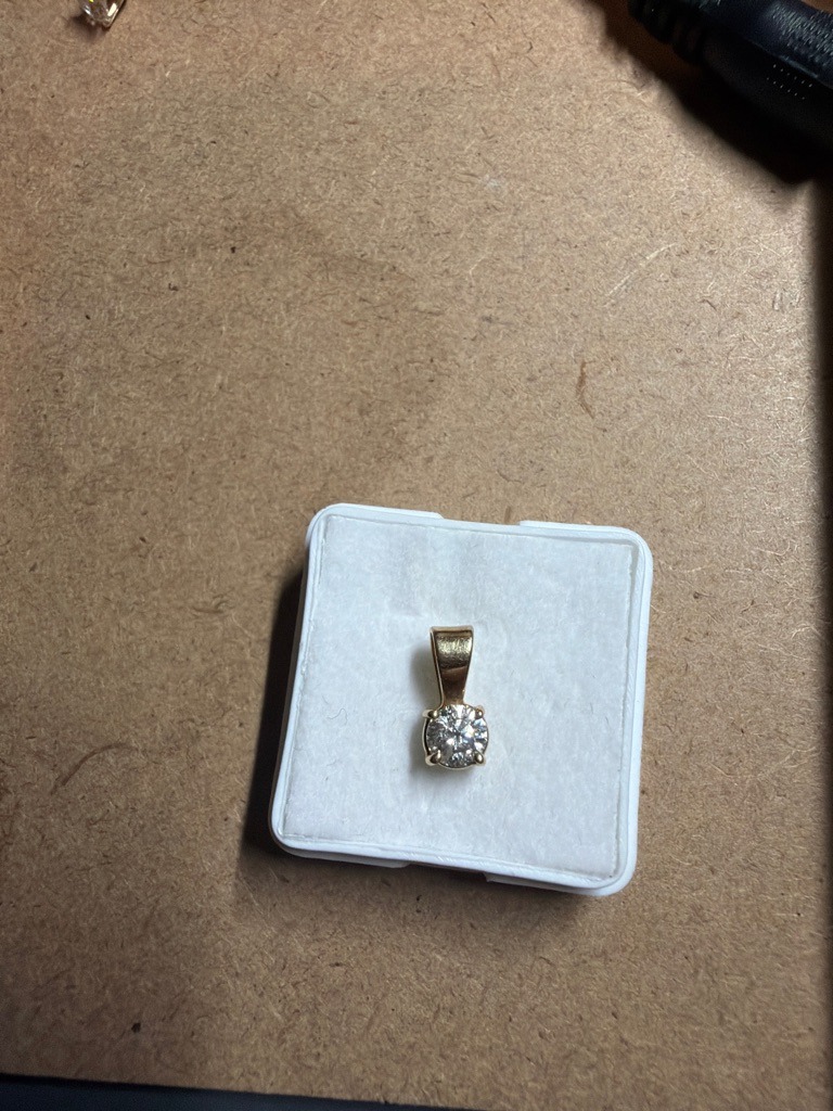 Natural Diamond - Round Brilliant