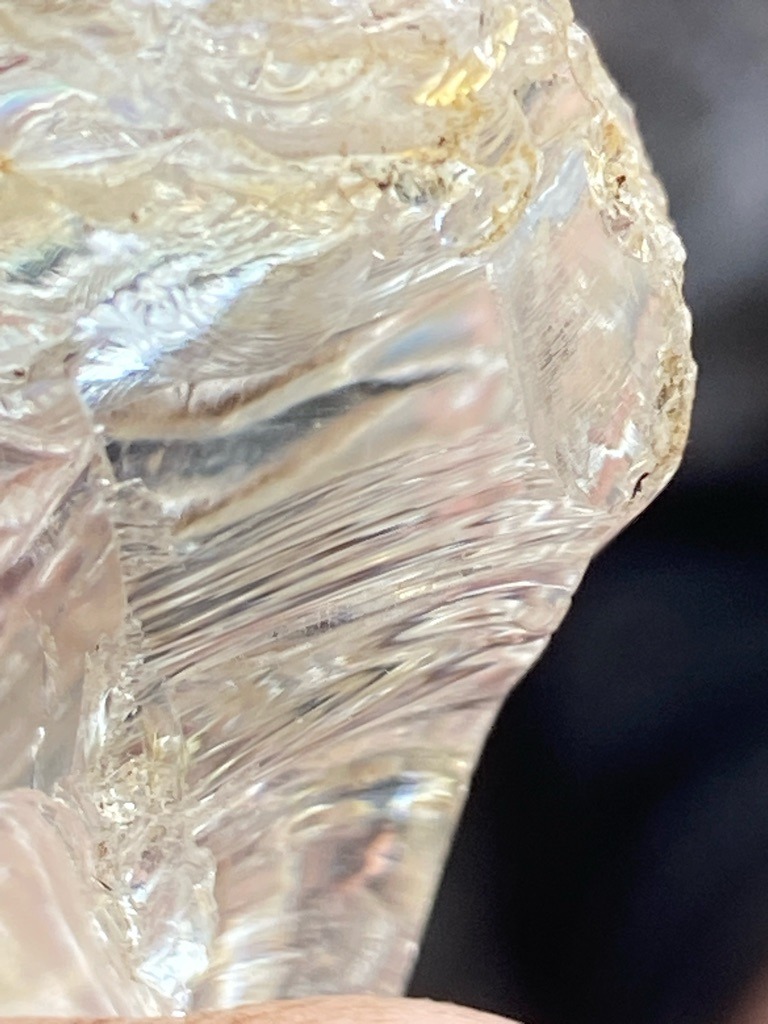 Natural rough diamond / mineral crystal - Rough crystal, octahedral/irregular formation
