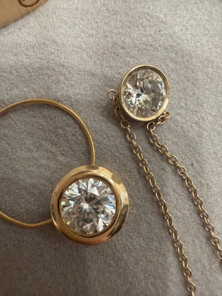 Natural Diamond - Round Brilliant