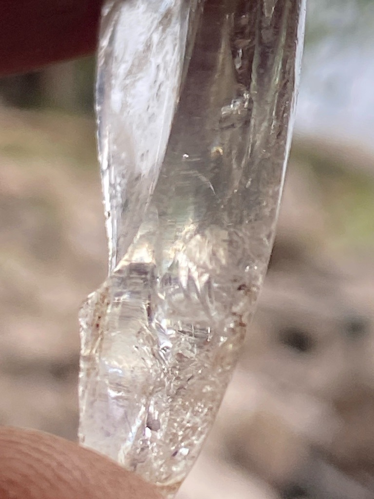 Natural rough crystal - Rough elongated crystal (uncut octahedral/twinned formation)