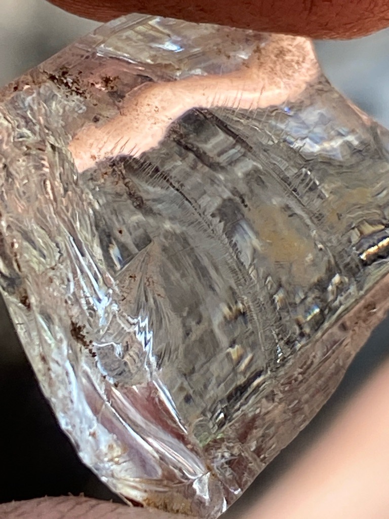 Natural rough diamond crystal - Rough crystal / Uncut octahedron or irregular block