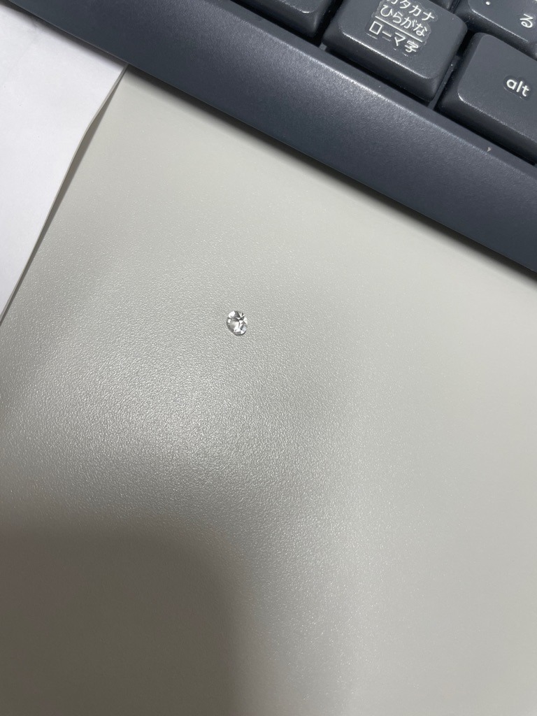 Natural (Likely Carbon Diamond) - Round Brilliant