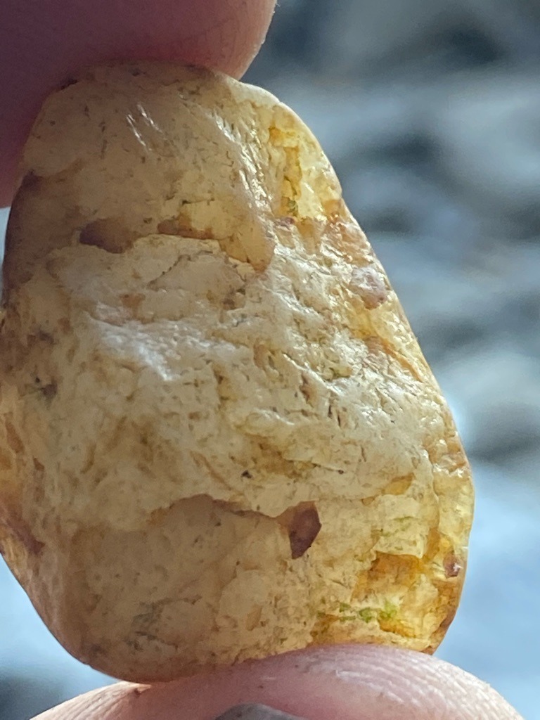 Natural rough diamond / mineral specimen (or potentially quartz/quartzite given the surface texture, requiring further testing) - Rough crystal / Natural pebble form