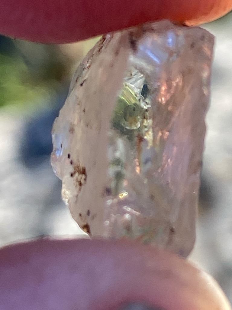 Natural rough diamond crystal - Rough crystal / Irregular uncut form
