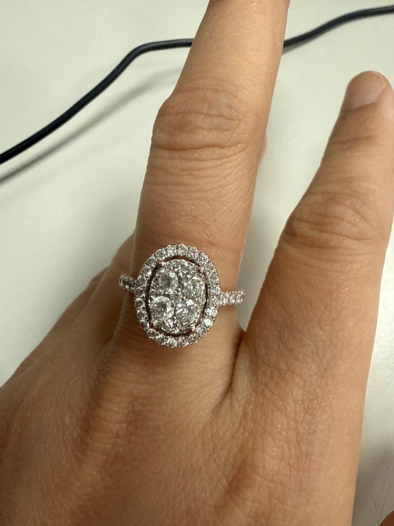 Natural (Cluster Composition) - Oval Composite (created by multiple Round Brilliant and Marquise-cut diamonds)