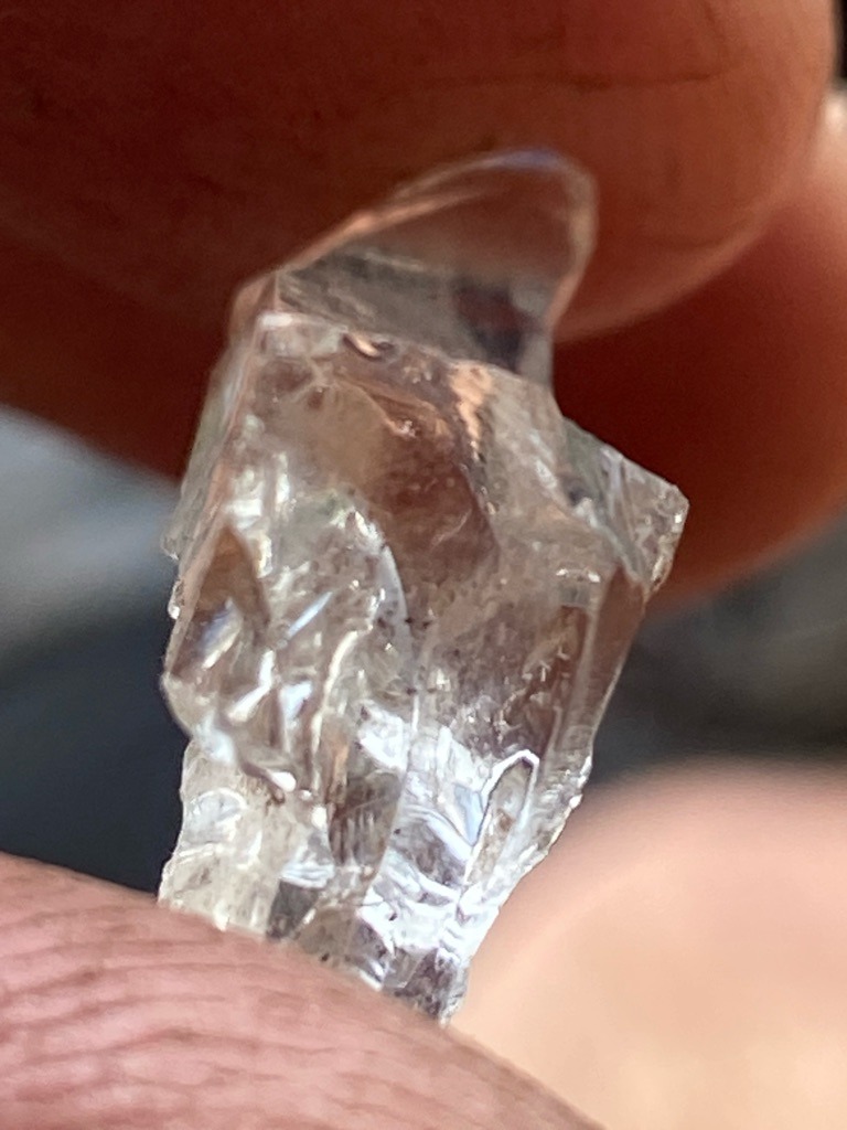 Natural rough diamond crystal - Uncut raw crystal (irregular octahedron/fragment)
