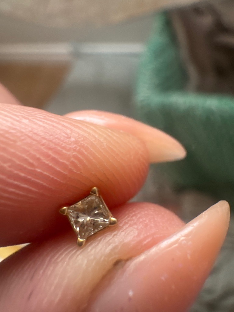 Natural (Estimated based on visual characteristics and setting style) - Princess Cut (Square Modified Brilliant)