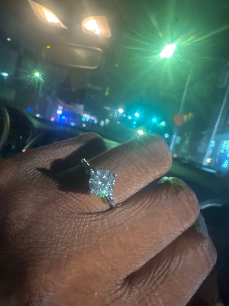 Natural Diamond - Round Brilliant