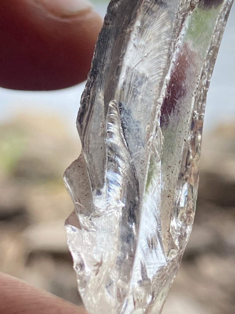 Natural rough crystal / fragment - Uncut raw crystal fragment (irregular elongated form)