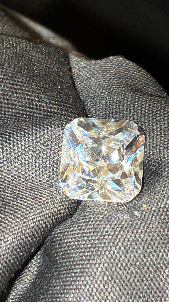Simulant (Likely Cubic Zirconia) - Radiant Cut
