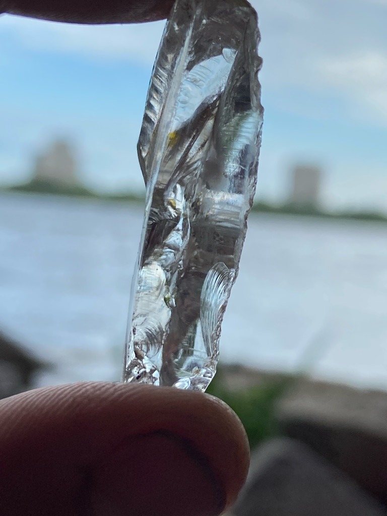 Natural rough crystal - Rough elongated crystal formation