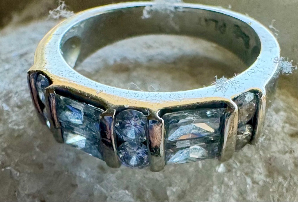 Natural Diamonds - Mixed (Round Brilliant and Baguette)