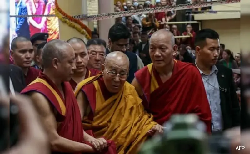 Dalai Lama Hue 90 Ke: China Phir Naraaz!