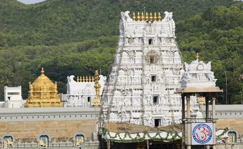 TTD mein hungama! 4 employees suspend, religion ka kya hai scene?