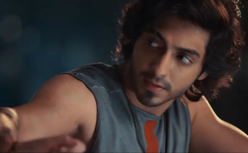 Ananya ka Bhai Ahaan, Bollywood mein Entry!