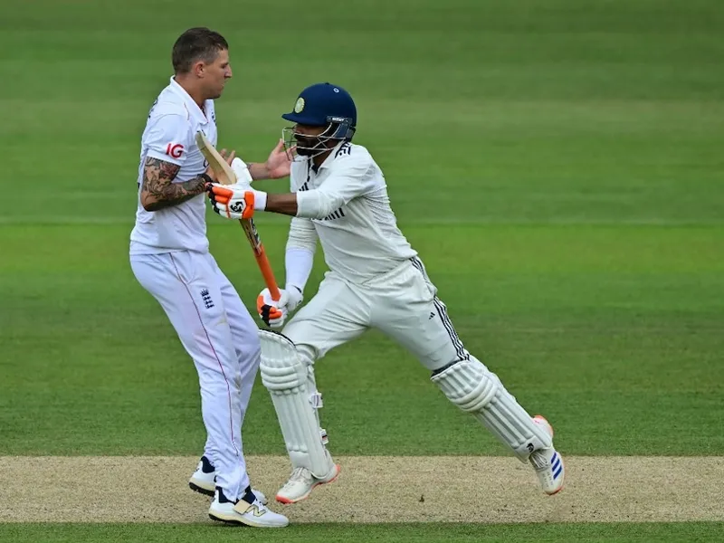 Jadeja Par Umpire Ko Ignore Karne Ka Aarop!