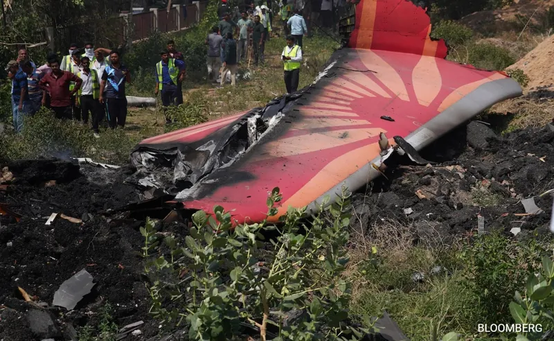 AI-171 Crash: Sach Chhupa Rahe Hain?