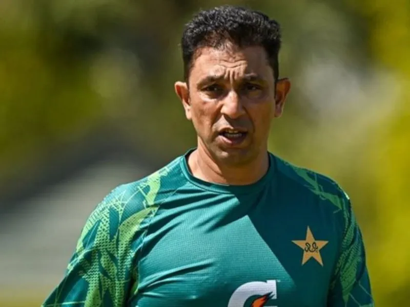 PCB ka Faisla: Coach Azhar Mahmood Honge Release? Latest Update