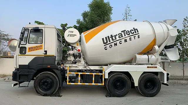 UltraTech Cement ke Results: Kya Hone Wala Hai Monday Ko?
