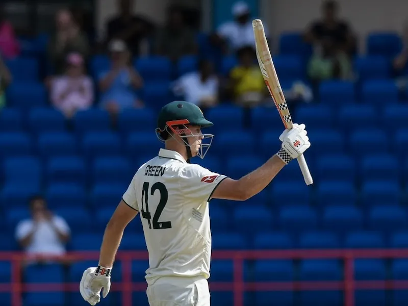 Australia ne West Indies ko pel diya! 254 runs ki lead!