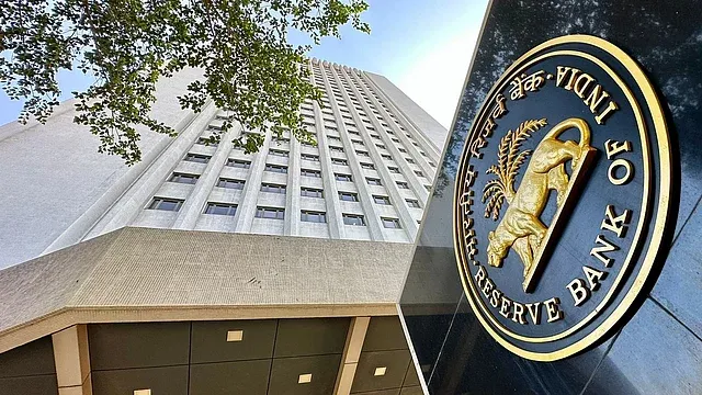 RBI ka Naya Plan: Foreign Banks ko Milega Stake?