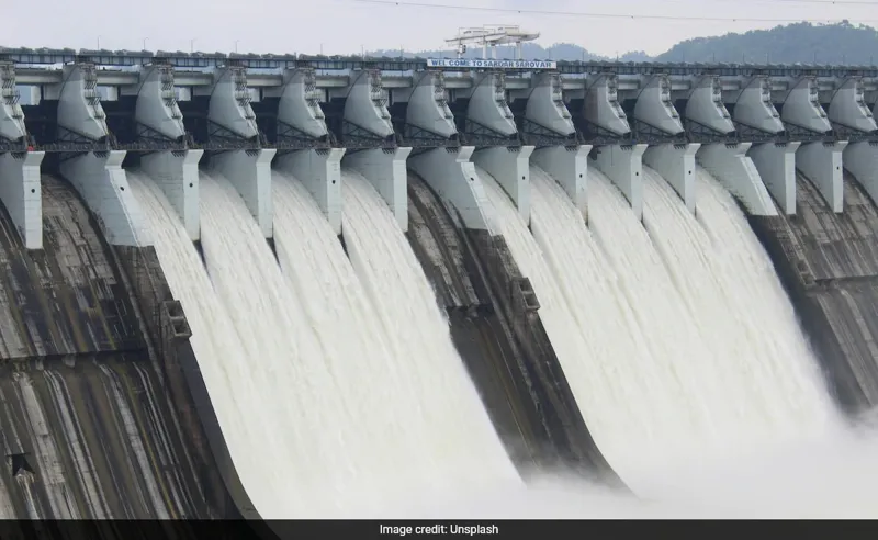 Dams ka Asar: Polar Regions Mein Climate Change Alert!