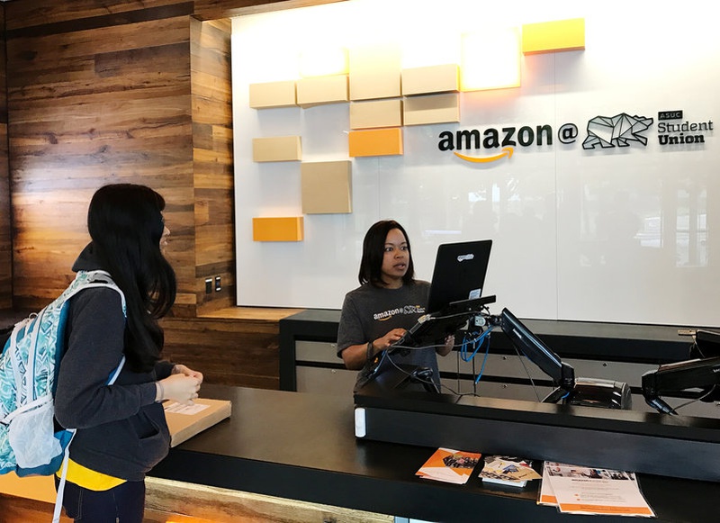 Amazon debuts 'Instant Pickup Points' in the U.S. for pickups in minutes Amazon debuts 'Instant Pickup Points' in the U.S. for pickups in minutes