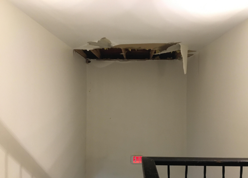 Water Damage At Apartment Displaces Twelve People News Wtaq